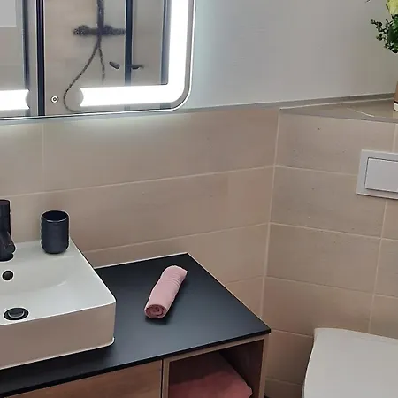 Fuer 4 Personen 54 M² Apartman