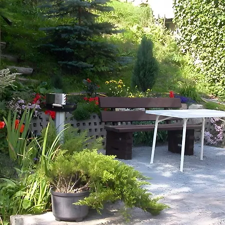 Fuer 4 Personen 54 M² アパート